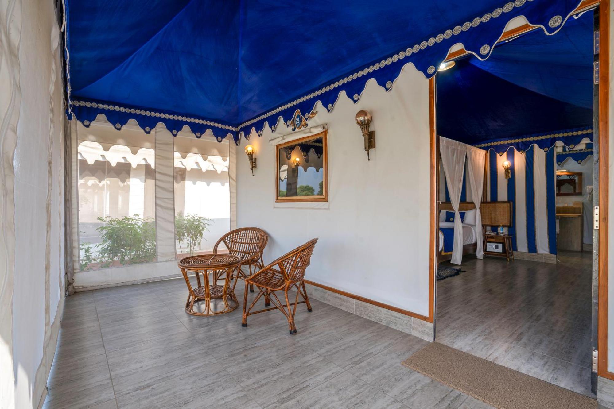 सहारा Buena Vista Luxury Garden Jaipur
