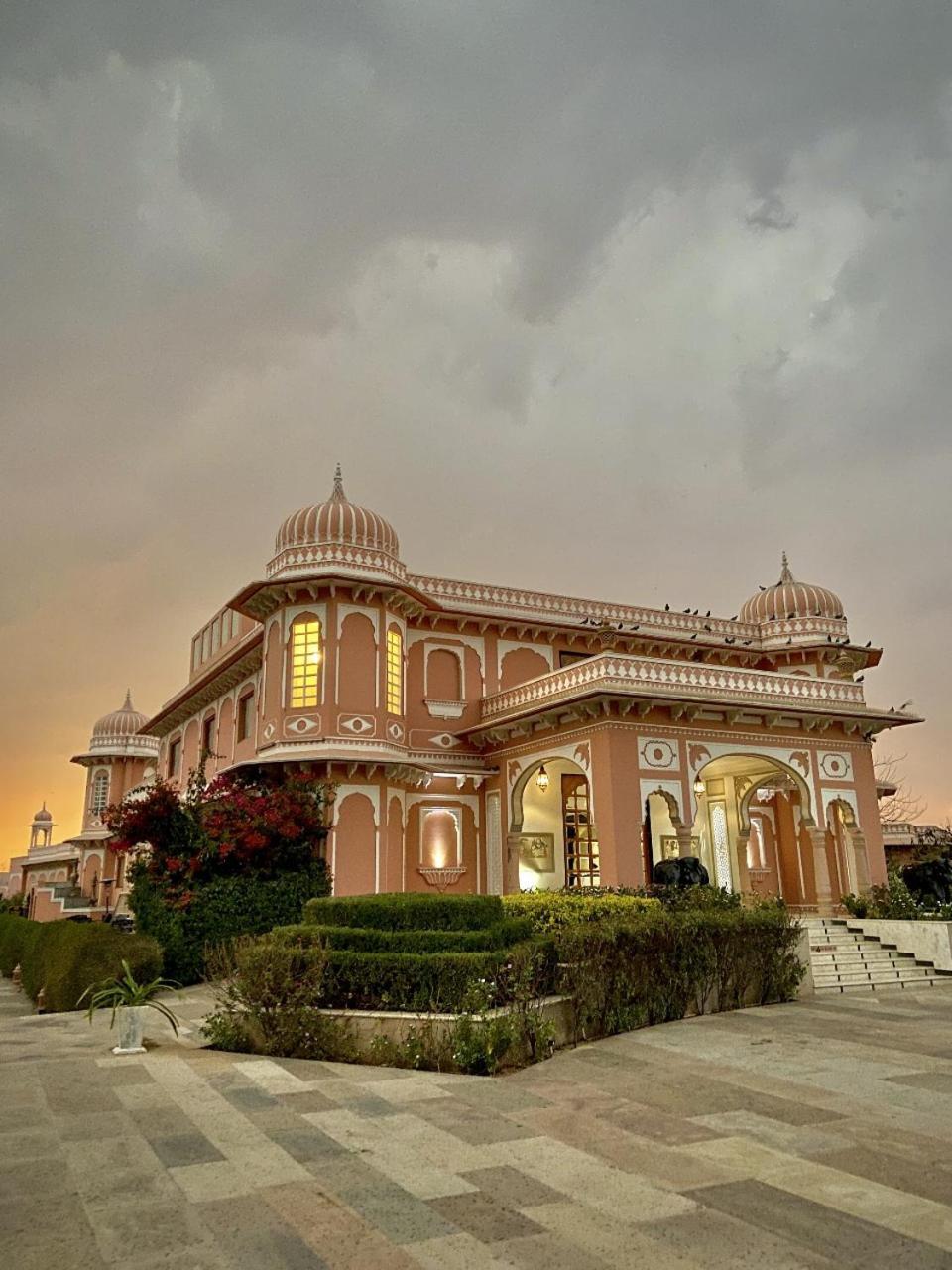 सहारा Buena Vista Luxury Garden