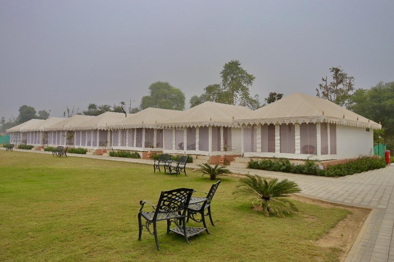 सहारा Buena Vista Luxury Garden Jaipur